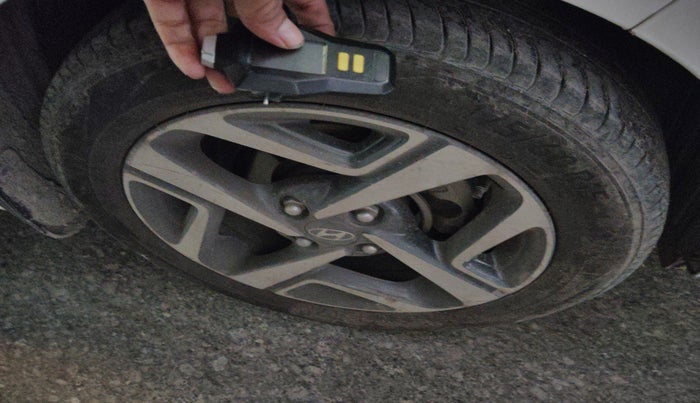 2020 Hyundai AURA SX 1.2 (O), Petrol, Manual, 61,694 km, tyre