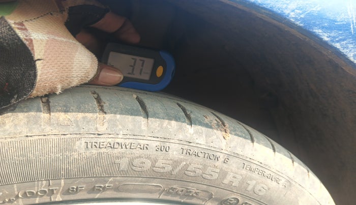 2014 Hyundai Elite i20 ASTA 1.2, Petrol, Manual, 94,368 km, tyre