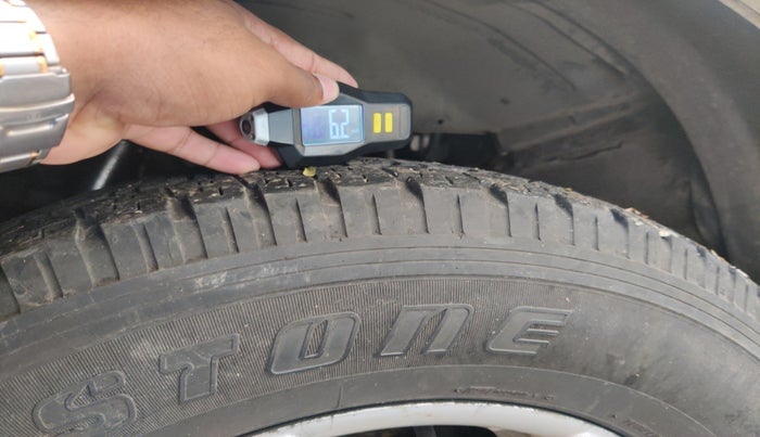 2011 Tata Safari 4X2 EX DICOR 2.2 VTT, Diesel, Manual, 52,162 km, tyre