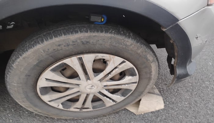 2013 Mahindra Xylo D4 BS-III, Diesel, Manual, 95,638 km, tyre