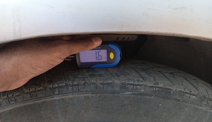 2011 Skoda Fabia ELEGANCE 1.6 MPI, Petrol, Manual, 90,001 km, tyre