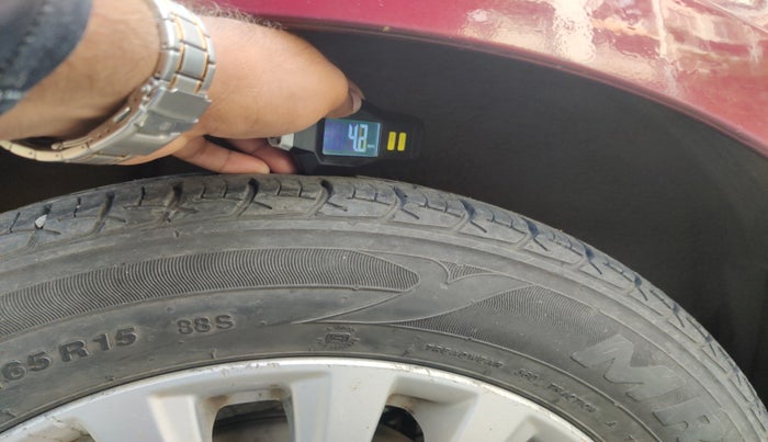 2015 Maruti Ciaz ZDI, Diesel, Manual, 1,47,670 km, tyre