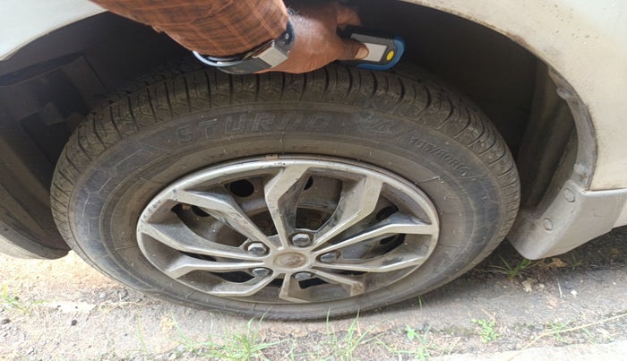 2011 Maruti Swift Dzire VXI, Petrol, Manual, 99,792 km, tyre