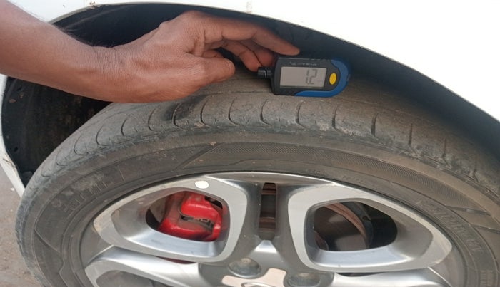 2018 Hyundai Elite i20 ASTA 1.2 (O), Petrol, Manual, 1,13,629 km, tyre