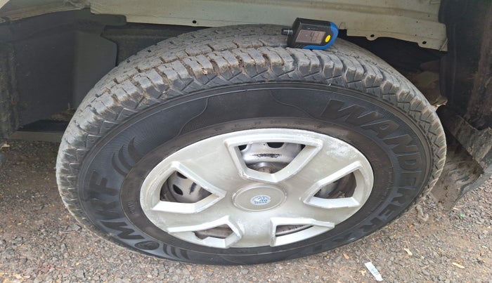2018 Mahindra Scorpio S3, Diesel, Manual, 2,72,778 km, tyre