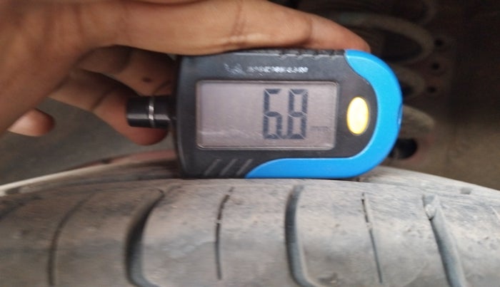 2017 Maruti Dzire ZDI PLUS, Diesel, Manual, 1,95,650 km, tyre