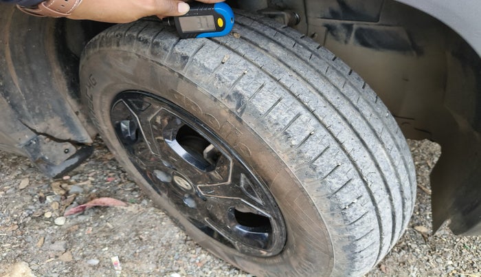 2022 Tata PUNCH ACCOMPLISHED MT, Petrol, Manual, 40,720 km, tyre