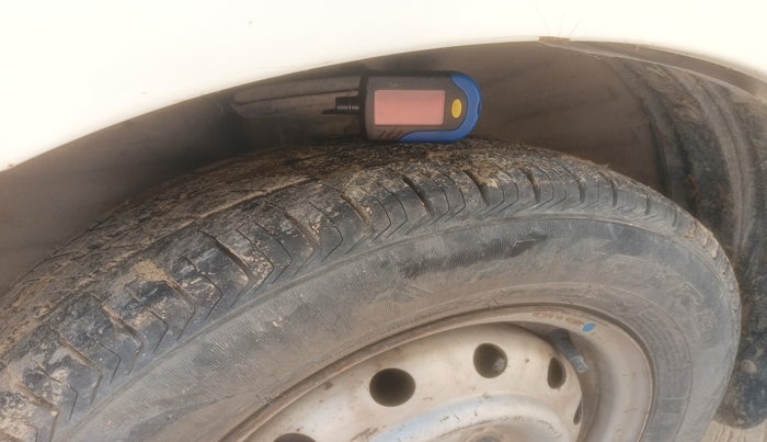 2015 Maruti Wagon R 1.0 LXI, Petrol, Manual, 85,926 km, tyre