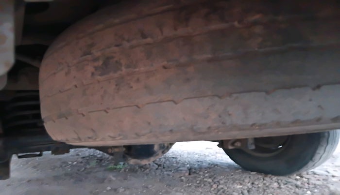 2012 Mahindra Scorpio EX M2DI, Diesel, Manual, 1,42,777 km, tyre