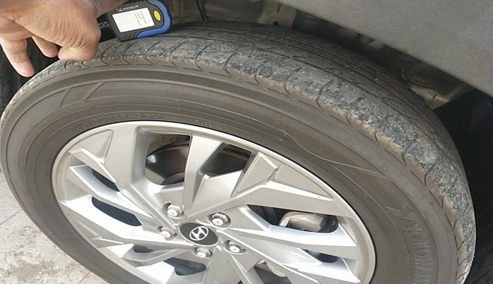 2020 Hyundai Creta E 1.5 DIESEL, Diesel, Manual, 74,334 km, tyre