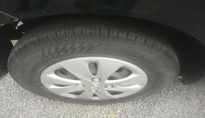 2012 Hyundai i10 SPORTZ 1.2 AT, Petrol, Automatic, 45,925 km, tyre