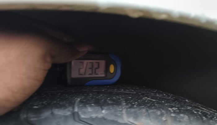 2012 Maruti Swift Dzire TOUR DIESEL, Diesel, Manual, 1,14,018 km, tyre