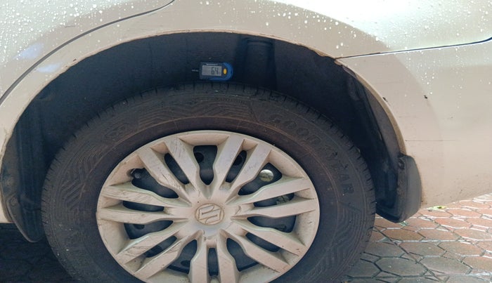 2018 Maruti Dzire VXI AMT, Petrol, Automatic, 69,138 km, tyre