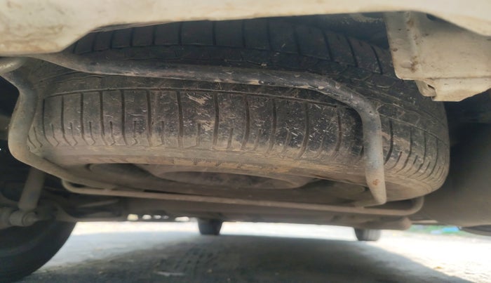 2018 Maruti Ertiga VDI SHVS, Diesel, Manual, 2,00,577 km, tyre