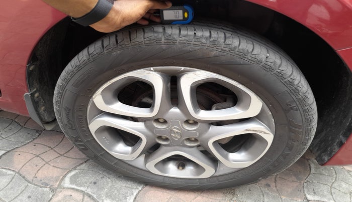 2019 Hyundai Elite i20 ASTA 1.2 (O), Petrol, Manual, 88,839 km, tyre