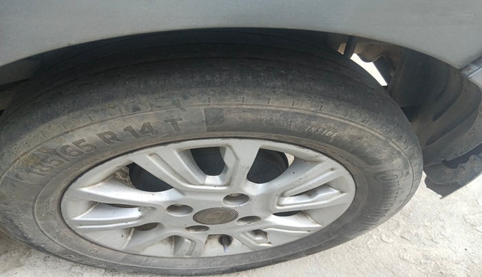 2018 Tata Tiago XZ PETROL, Petrol, Manual, 1,12,568 km, tyre
