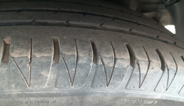 2022 KIA SONET HTK PLUS 1.0 IMT, Petrol, Manual, 47,500 km, tyre