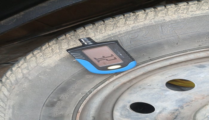 2017 Maruti Swift Dzire VDI ABS, Diesel, Manual, 71,290 km, tyre