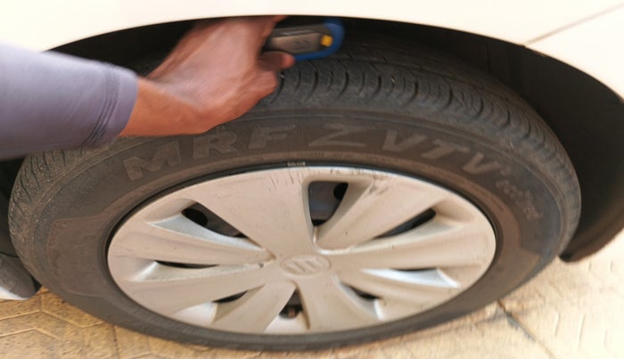 2016 Maruti Ertiga VXI CNG, Petrol, Manual, 1,58,140 km, tyre