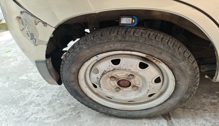 2012 Maruti Zen Estilo LXI CNG, Petrol, Manual, 1,14,000 km, tyre