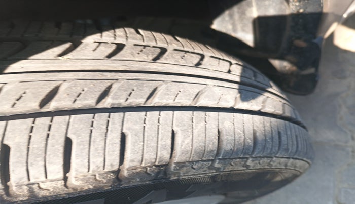 2010 Hyundai i10 MAGNA 1.2, Petrol, Manual, 89,922 km, tyre