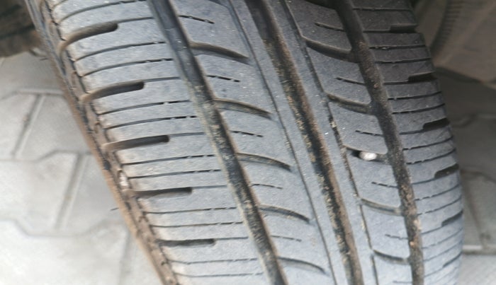 2010 Hyundai i10 MAGNA 1.2, Petrol, Manual, 89,922 km, tyre