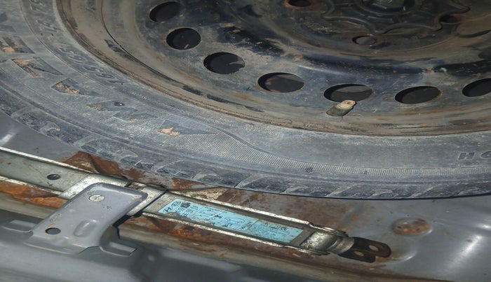 2015 Hyundai Grand i10 SPORTZ 1.2 KAPPA VTVT, Petrol, Manual, 80,425 km, tyre