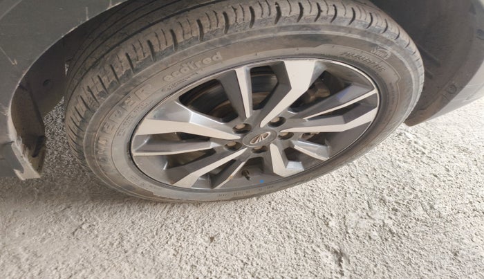 2021 Mahindra XUV300 W8 (O) 1.5 DIESEL, Diesel, Manual, 41,534 km, tyre