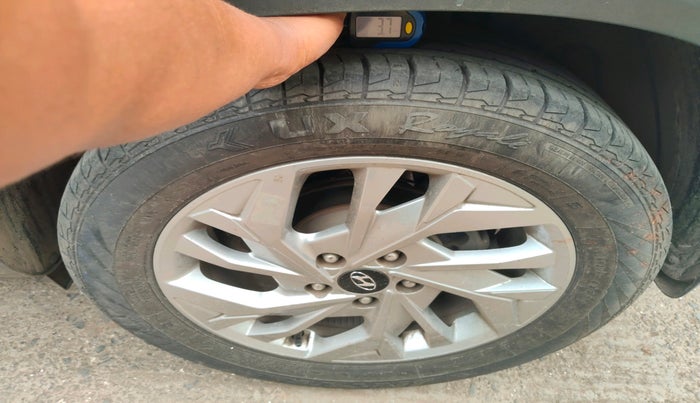 2023 Hyundai Creta SX IVT 1.5 PETROL, Petrol, Automatic, 21,742 km, tyre