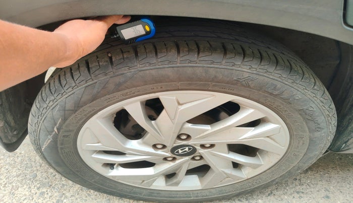 2023 Hyundai Creta SX IVT 1.5 PETROL, Petrol, Automatic, 21,742 km, tyre