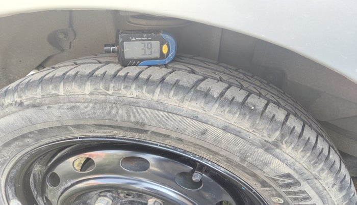 2017 Tata TIGOR XZ (O) PETROL, Petrol, Manual, 1,16,652 km, tyre