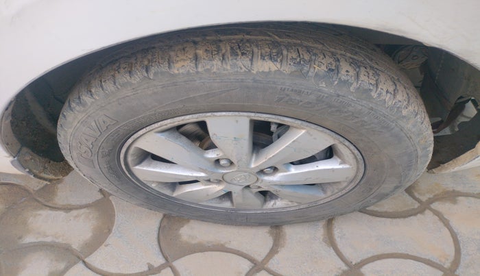 2013 Hyundai i20 SPORTZ 1.4 CRDI, Diesel, Manual, 1,20,538 km, tyre