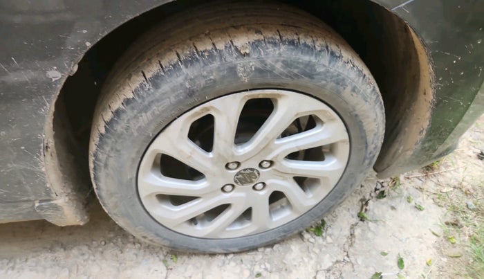 2023 Maruti Baleno  ZETA CNG 1.2L, Petrol, Manual, 32,258 km, tyre