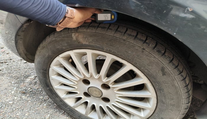 2015 Tata Zest XT PETROL, Petrol, Manual, 58,068 km, tyre