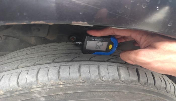 2012 Honda City 1.5L I-VTEC V MT, Petrol, Manual, 1,39,051 km, tyre