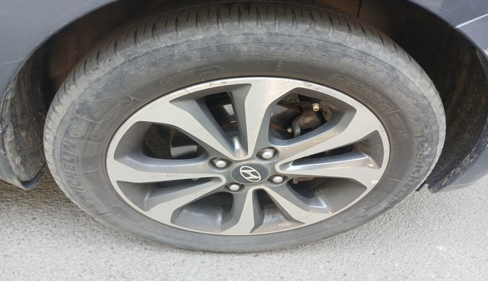 2014 Hyundai Xcent SX 1.2 (O), Petrol, Manual, 1,66,821 km, tyre