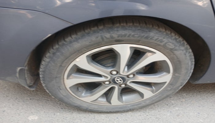 2014 Hyundai Xcent SX 1.2 (O), Petrol, Manual, 1,66,821 km, tyre
