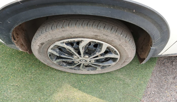 2024 Tata NEXON Smart Plus 1.2 Revotron 6 AMT, Petrol, Automatic, 13,147 km, tyre