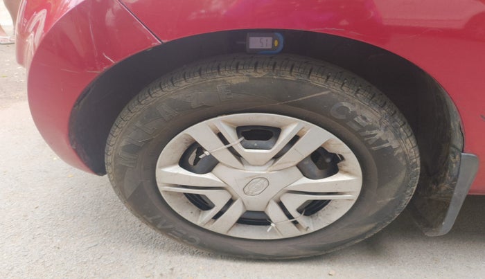 2017 Datsun Redi Go T (O), Petrol, Manual, 13,809 km, tyre