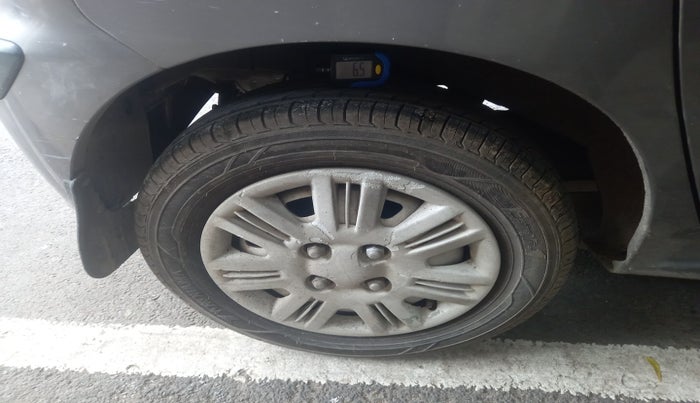 2012 Hyundai Santro Xing GL PLUS, Petrol, Manual, 30,505 km, tyre