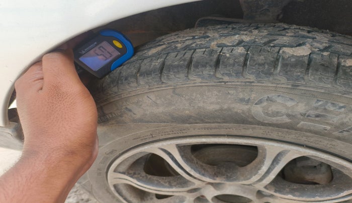 2018 Maruti Eeco 5 STR WITH A/C+HTR CNG, Petrol, Manual, 1,03,670 km, tyre