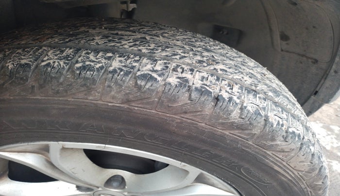 2019 Tata Harrier XZ 2.0L, Diesel, Manual, 2,15,009 km, tyre