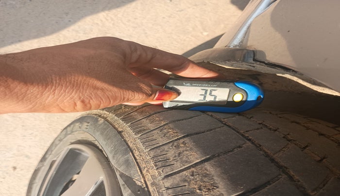2018 Tata TIGOR XTA PETROL, Petrol, Automatic, 59,143 km, tyre