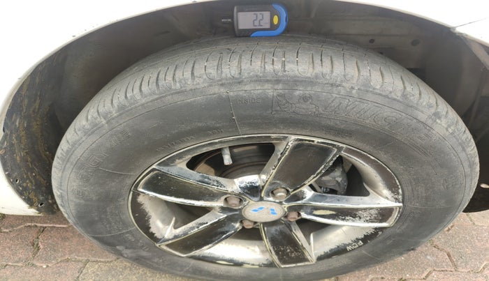 2012 Nissan Micra XL PETROL, Petrol, Manual, 1,25,824 km, tyre