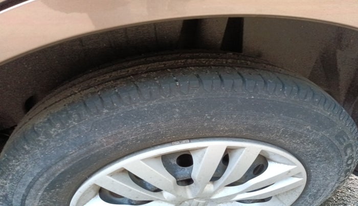 2018 Maruti Dzire VXI, Petrol, Manual, 25,145 km, tyre
