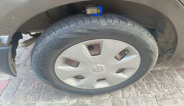 2019 Maruti New Wagon-R ZXI 1.2, Petrol, Manual, 1,20,287 km, tyre