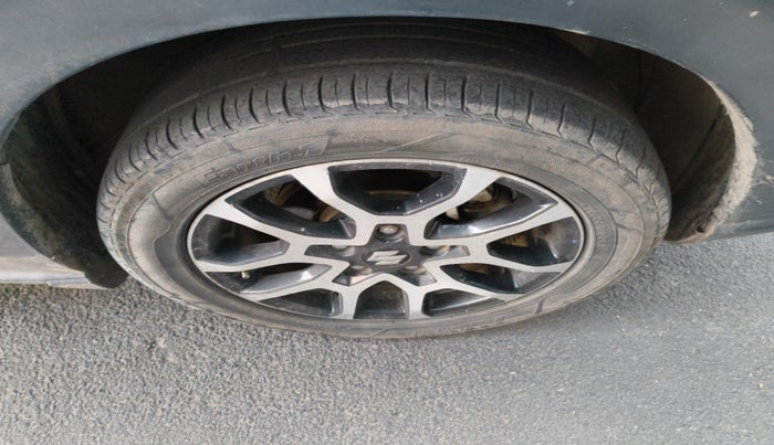 2022 Maruti XL6 ALPHA PLUS AT, Petrol, Automatic, 67,092 km, tyre