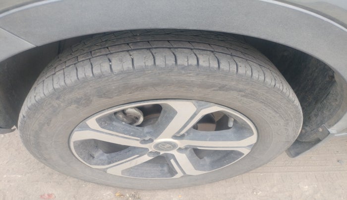 2023 Tata NEXON XZ PLUS PETROL SUNROOF, Petrol, Manual, 22,174 km, tyre