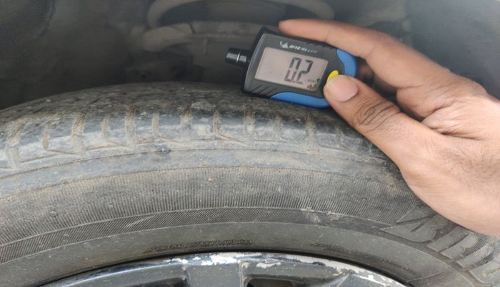 2011 Hyundai i20 MAGNA 1.2, Petrol, Manual, 1,06,309 km, tyre