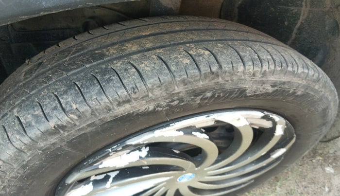 2018 Maruti Vitara Brezza VDI (O), Diesel, Manual, 1,50,243 km, tyre